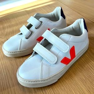 Little kids Veja shoes.